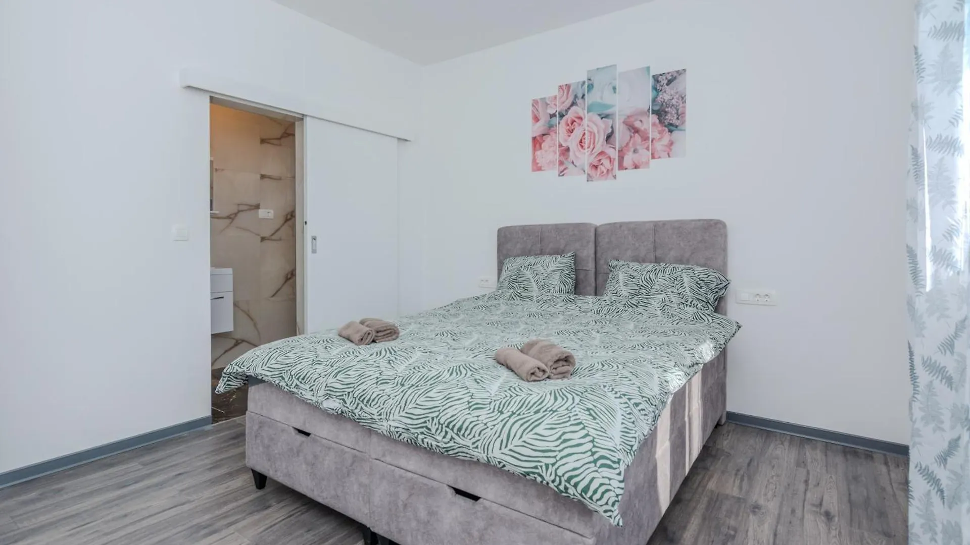 Semesterbostad Family Friendly House With A Swimming Pool Vir - Lozice, Vir - 23513 Villa