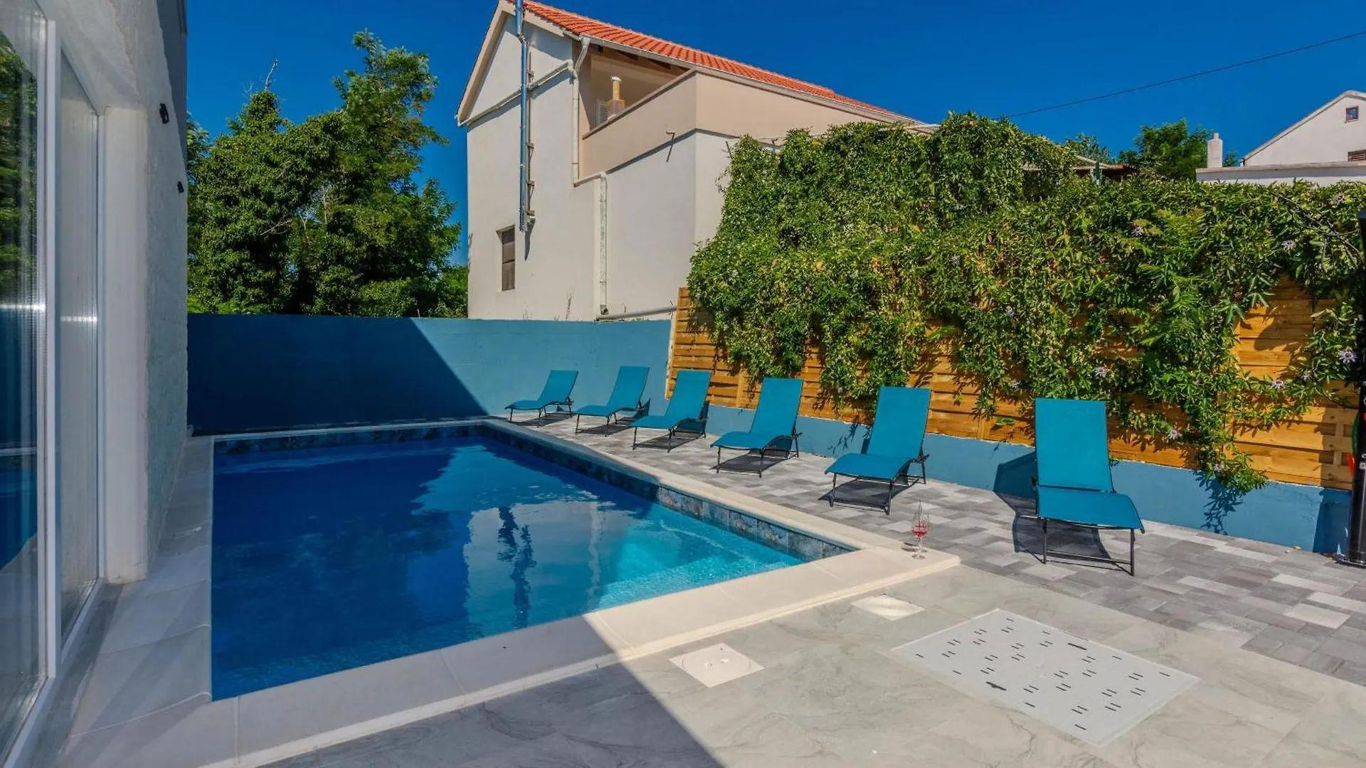 Semesterbostad Family Friendly House With A Swimming Pool Vir - Lozice, Vir - 23513 Villa